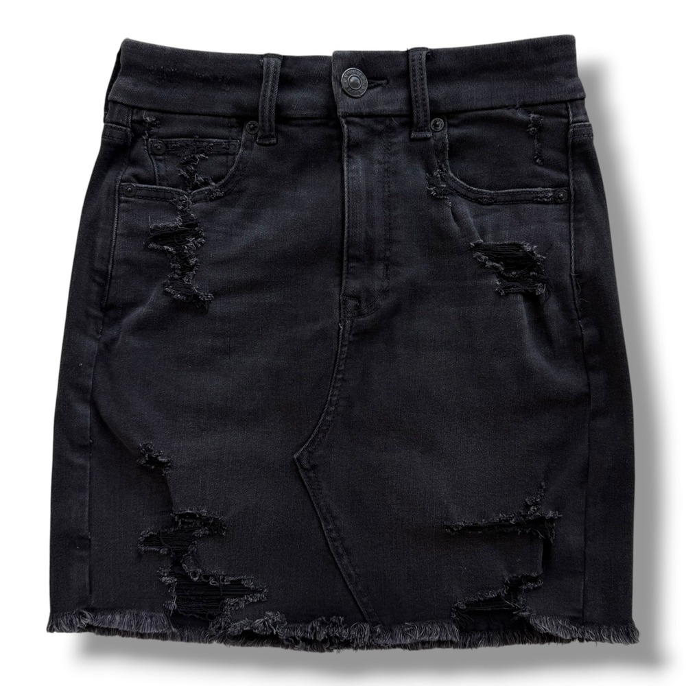 American Eagle 2 Black Distress Denim Next Level Stretch Curvy HiRise Mini Skirt